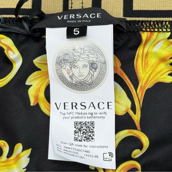 Men's Versace Greek Key Black & Gold Swim Briefs/Trunks NWT Size 5 Includes Bag - Picture 4 of 12